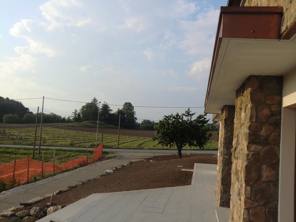 Alloggio Agrituristico Ai Tre Castelli Moruzzo Eksteriør bilde